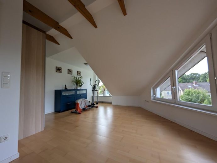 Casa di testa individuale di architetto con 4 locali a Schenefeld – Studio