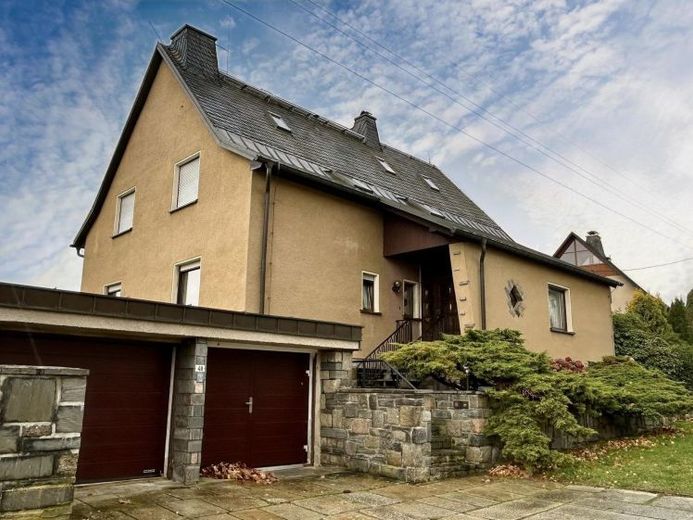 Großes Familien-Haus in Topp-Lage! – Foto 1