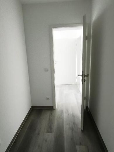 2 Zi. Wohnung (Nr. 8) im OG mit Balkon – Abstellraum Bild 2