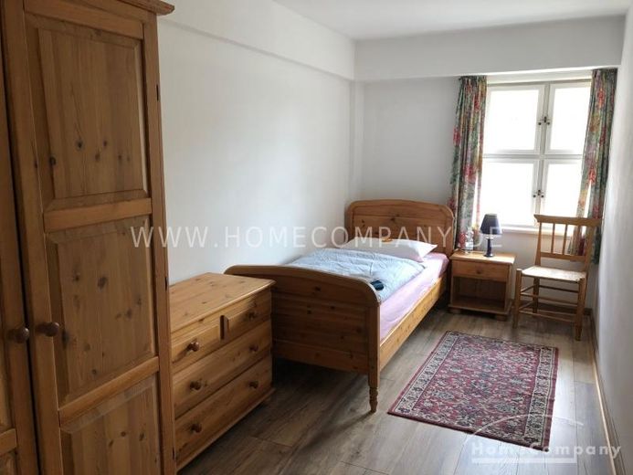 Bellissimo appartamento di 5 locali, arredato, ottime dotazioni. Cortile interno utilizzabile. – 661c40d51032a827104fc3c1e70ebb5c65a7c091.jpg