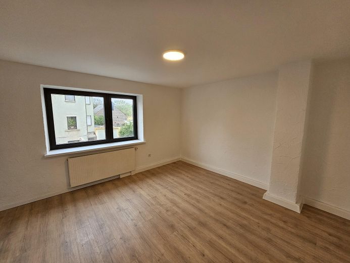 Kapitalanlage: MFH, 49.980 € Kaltmiete, 7,1% Rendite, 7 WE & 4 Stellplätze + Ausbaureserve – फोटो 7