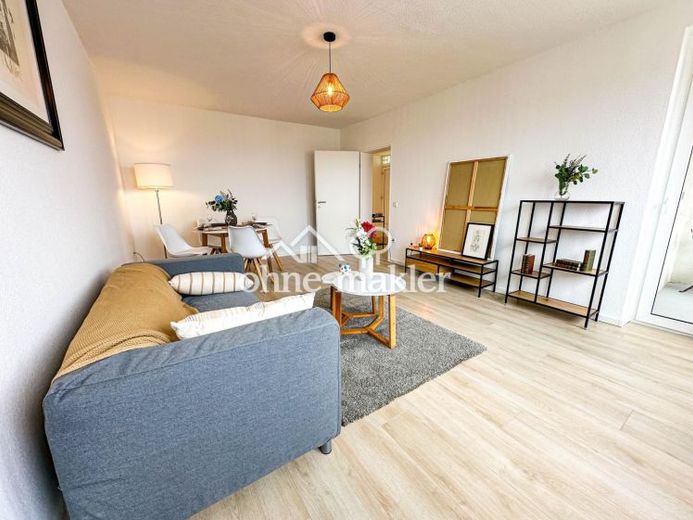 Bezugsfrei-PROVISIONSFREI- 3-ZIMMER WOHNUNG direkt am Kanal – Foto 1