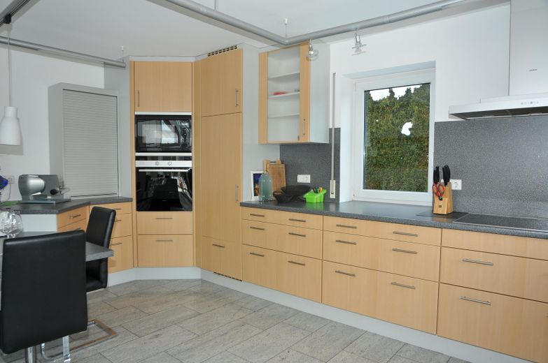 Modern architect-designed house for the large family – Küche