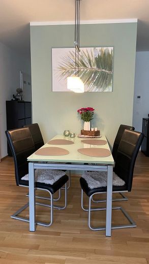 Lebendig wohnen in Augsburg: 3-Zimmer-Wohnung im Antonsviertel – Foto 9