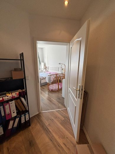 Old-Building Dream in Leipzig-Gohlis Mitte: Spacious 3-room apartment (88 m²) with stylish character – Schlafzimmer