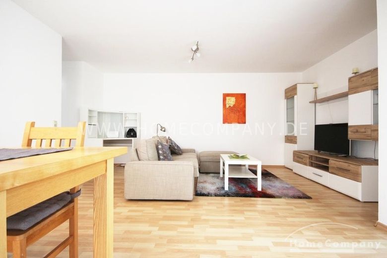 Saarbrücken, hochwertig renovierte 2 Zimmer Wohnung mit sonniger Terrasse + Stellplatz – 32bcf686ea76ff5557c07bc8fe671f423195ff37.jpg