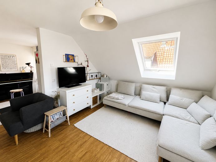 Moderna maisonette di 4 locali con ampia terrazza sul tetto nel centro del paese – Foto 6
