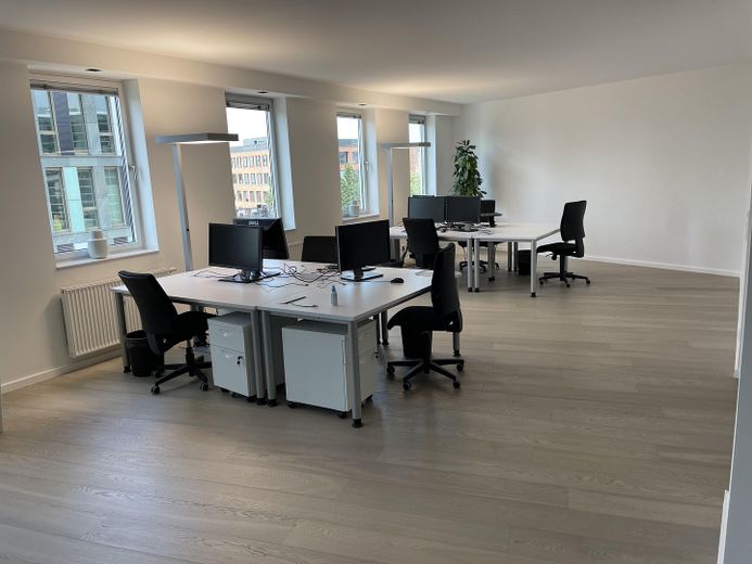 Spazio uffici rappresentativo di ca. 647 m² a Berlino-Mitte – Cercasi subentrante – Foto 2
