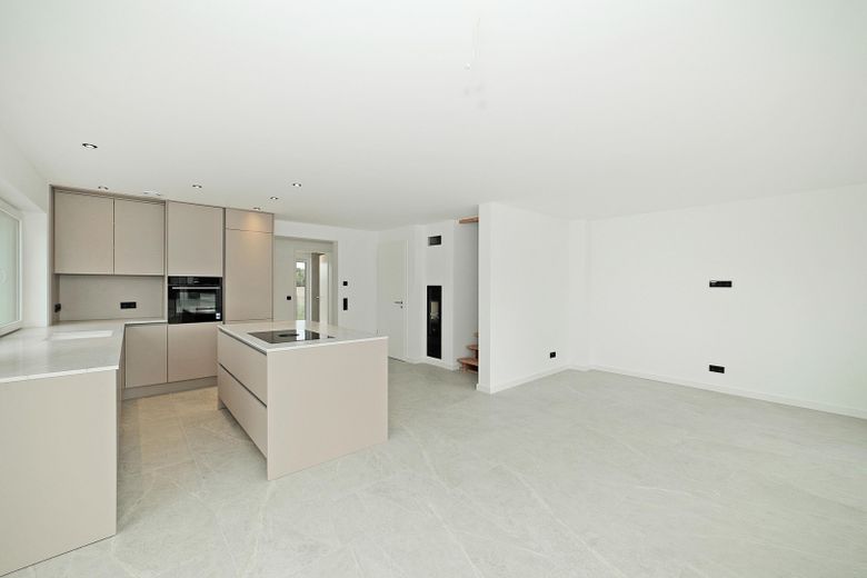 Exclusive newly built semi-detached house with a 602 m² plot, studio and state-of-the-art building technology – Photo 16