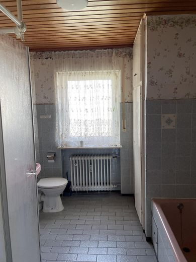 Badezimmer EG