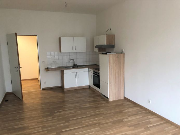 Provisionsfrei: Verkehrsgünstig gelegenes Büro mit 4 Zimmern, Vollbad Balkon am Nordrand Prenzl Berg – Kleines straßenseitiges Zimmer