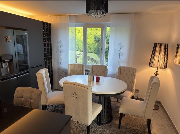 Bungalow m. Einliegerwohnung – Essbereich