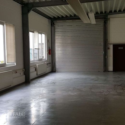 Traumrenditeobjekt mit Wandlungsmöglichkeiten – Lagerhalle