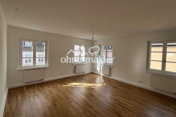 Helle 3 Zimmer Wohnung in der Carlstadt