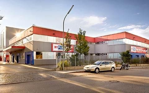 23m² STORAGE AREA IN TOP TRANSPORT LOCATION. COMMISSION FREE – Foto 1