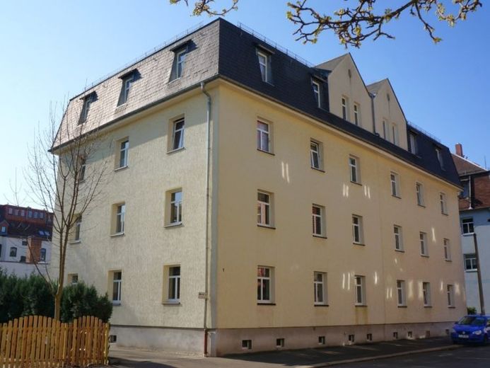 disponibile subito: appartamento ristrutturato di recente con 3 locali e balcone – Foto 1