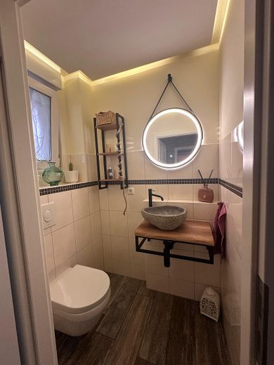 Reihenmittelhaus mit 181qm Wohn-Nutzfläche – Foto 2