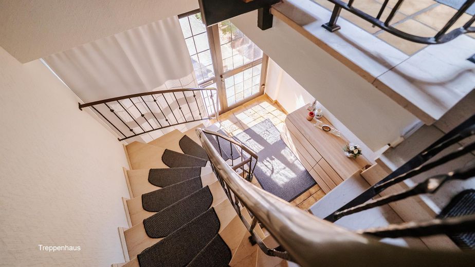 Casa unifamiliar bien cuidada con apartamento independiente, 165 m², parcela de 900 m² – Foto 15
