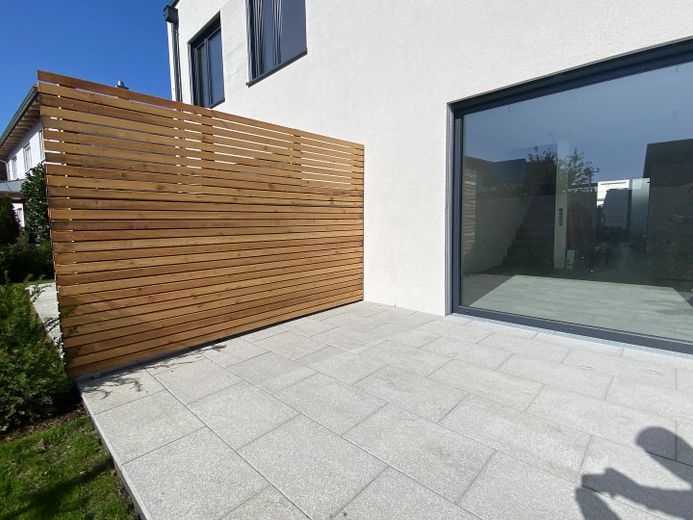 Neubau in Gerofing – Terrasse