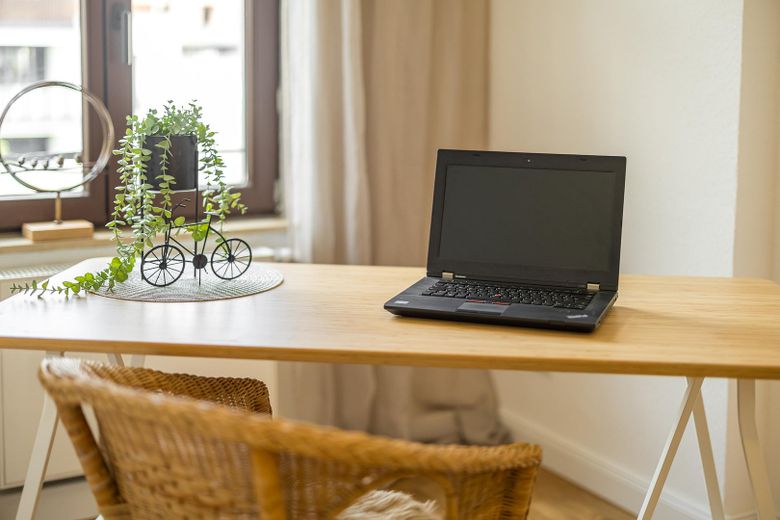 *Seltene Gelegenheit: 4-Zimmer Altbau im Leipziger Waldstraßenviertel | Provisionsfrei | Erstbezug* – Büro / Kind 2