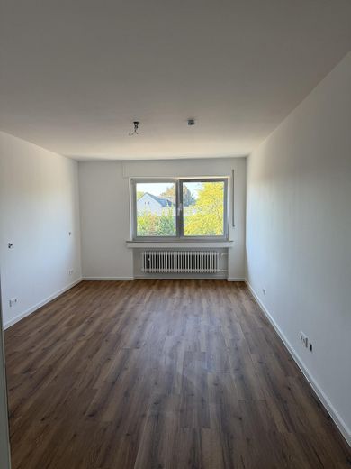 Köln Weiden’de kullanışlı yerleşim planına sahip modern 3 odalı daire – Fotoğraf 12