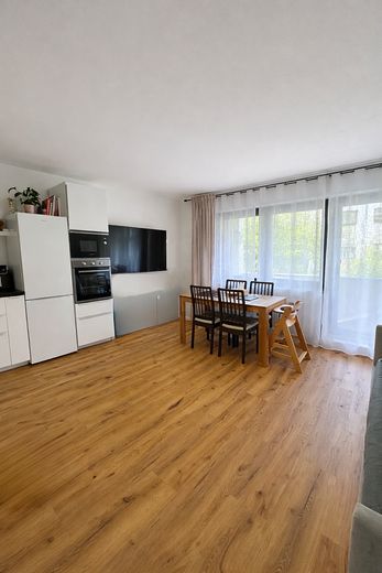 Energieeffiziente 3–4-Zimmer-Wohnung – modern saniert & gut geschnitten – Wohnküche