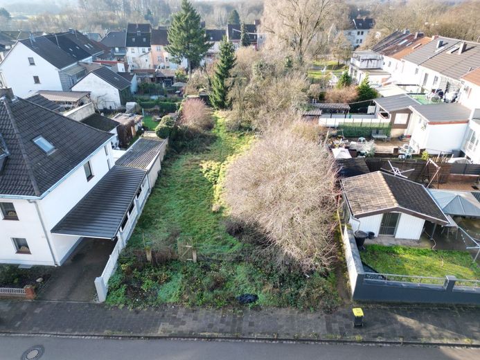 Großzügiges Baugrundstück mit Entwicklungspotenzial in Saarlouis-Roden – Bild 4