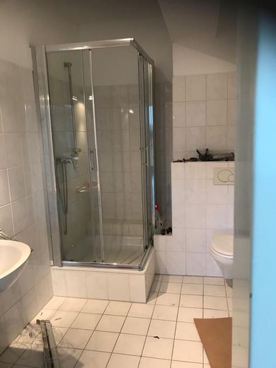 Accesible: cuidado apartamento de 2 habitaciones en planta baja – Badezimmer