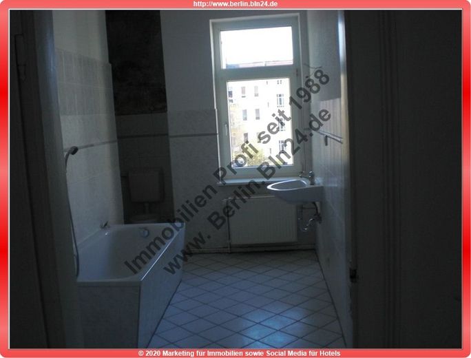 Frisch renovierter Laden – Bad