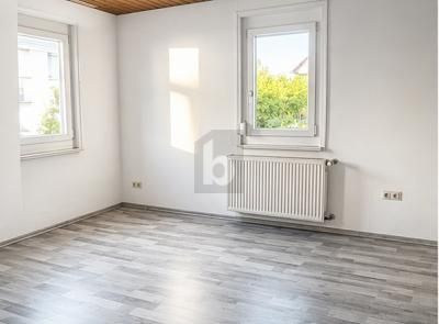 FAMILIENIDYLL MIT AUSBAUPOTENZIAL – 1784389758_dc2690.jpg