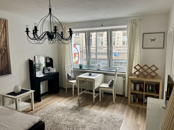 KÖLN-SÜDSTADT; SINGELS UPJEPASS; MÖBELIERTES APT. – Foto 2