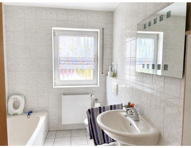 Piso de 4 habitaciones en planta baja en Mülheim-Kärlich – Foto 2