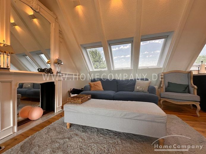 Helle und modern eingerichtete Wohnung im Loft Still mit Loggia – c833cdd681fe199a24c8bdff791b87195c6528f2.jpg