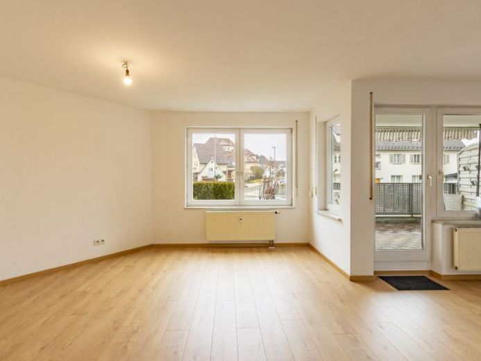Appartamento al piano terra con terrazza, posto auto in garage sotterraneo e cucina componibile – Foto 1