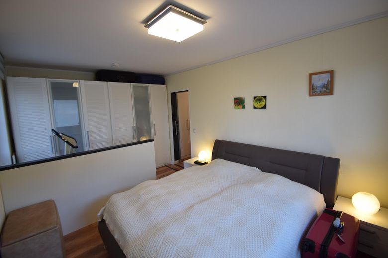 Provisionsfrei:  134m² ETW mit umlaufender Terrasse und Garage – 4.3 Schlafen