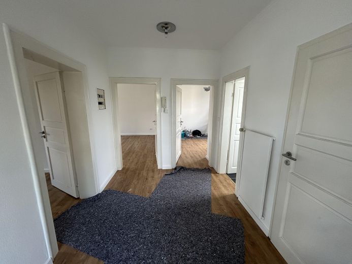 Exklusive Maisonettewohnung im Buchrainviertel – Flur 