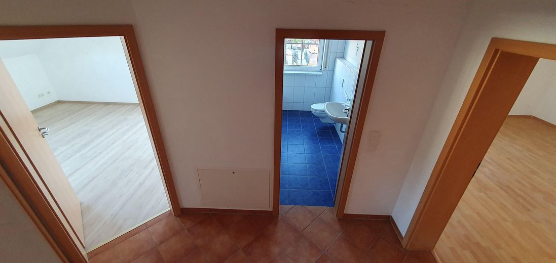 Helle, moderne Doppelhaushälfte in ruhiger Ecklage – sofort bezugsfertig! – Flur Obergeschoss