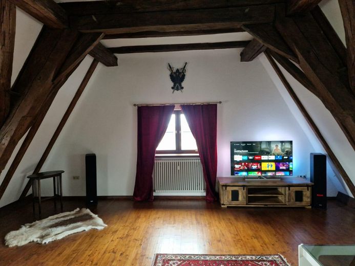 Wohnen im Schloss Neufra auf 95m² 2 Zimmer möbliert – Wohnzimmer