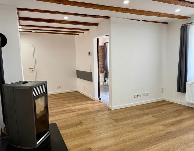 Charakter statt Standard - energetisch saniertes Wohnhaus – Foto 2