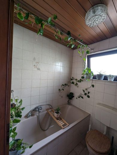 Badezimmer EG