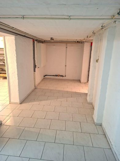 Apolda hübsches Einfamilienhaus am Ortsausgang Jena – Keller