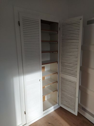 Wandschrank