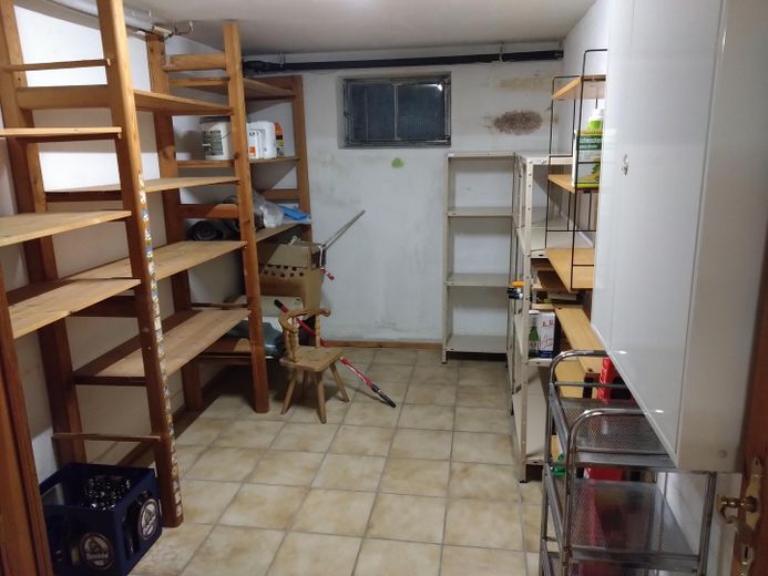 Per famiglie, casa unifamiliare indipendente a Eckental Brand da privato – Keller Abstellraum