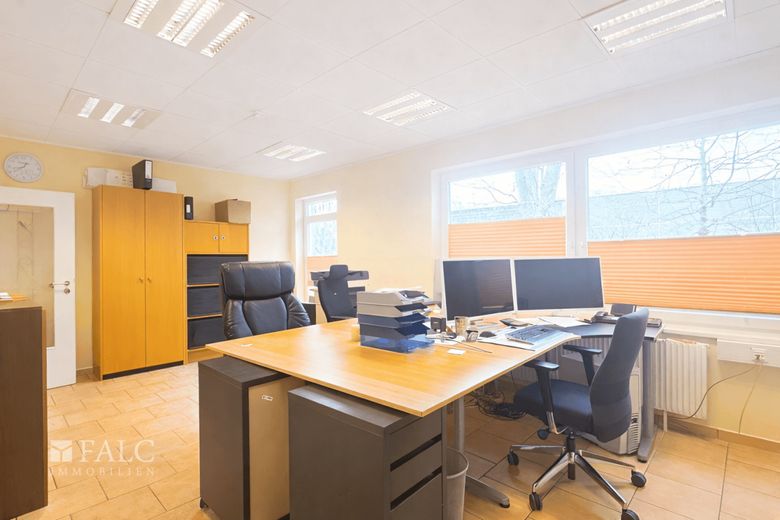 ***Top Gewerbeimmobilie mit Lagerhalle und Büroflächen - perfekt für vielseitige Nutzungskonzepte*** – Büro III