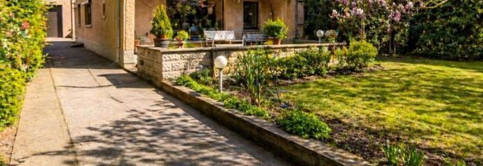 Seltene Gelegenheit: Bungalow in Berlin-Karow | 1.006 m² Grundstück | Keller, Garage, Wintergarten & beheizter Anbau