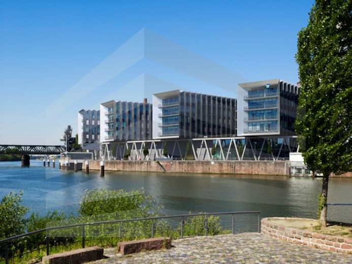 KLE!N - Provisionsfrei - Außergewöhnliche Architektur im Westhafen – Foto 1