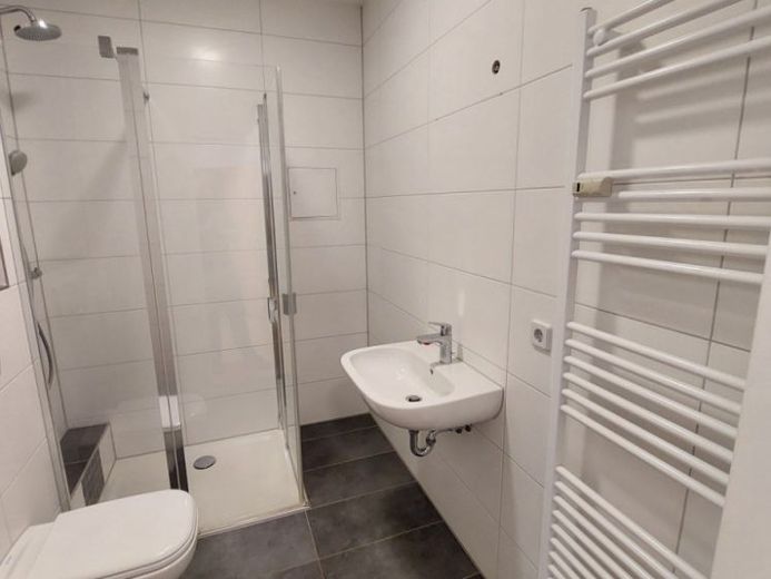 Altbau / Balkon / Modernes Bad – Foto 1