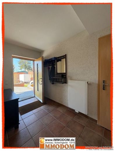 Hochwertiges Wohnhaus mit Maisonetten-Wohnung und 2 Einliegerwohnungen in Zwickau zu verkaufen! – Hauseingang