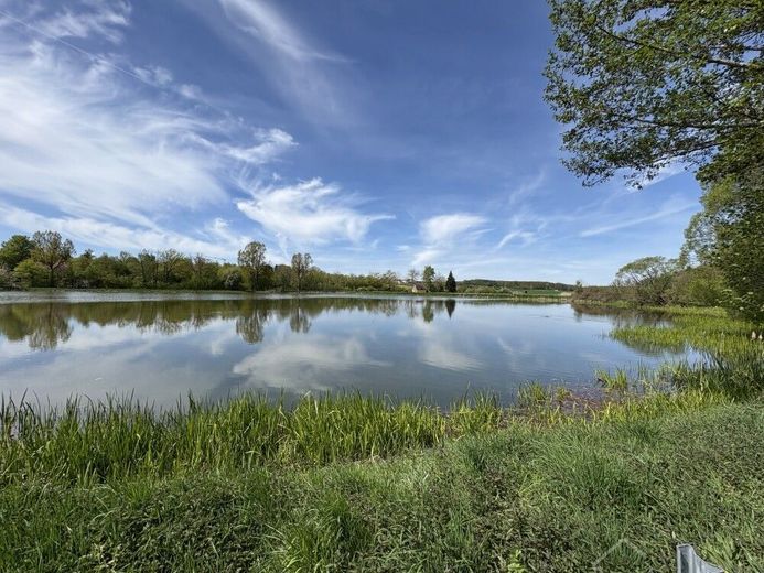 Etelskirchen einzigartiges saniertes Mehrfamilienhaus für 5 Einheiten – MFH Blick Etzelsdorfer weiher