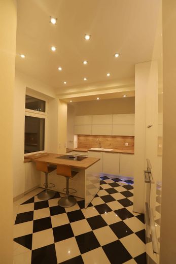 JUGENDSTIL TRIFFT LUXUS | 118 m² | 4 ZIMMER | HOCHWERTIG SANIERT | EBK – फोटो 9